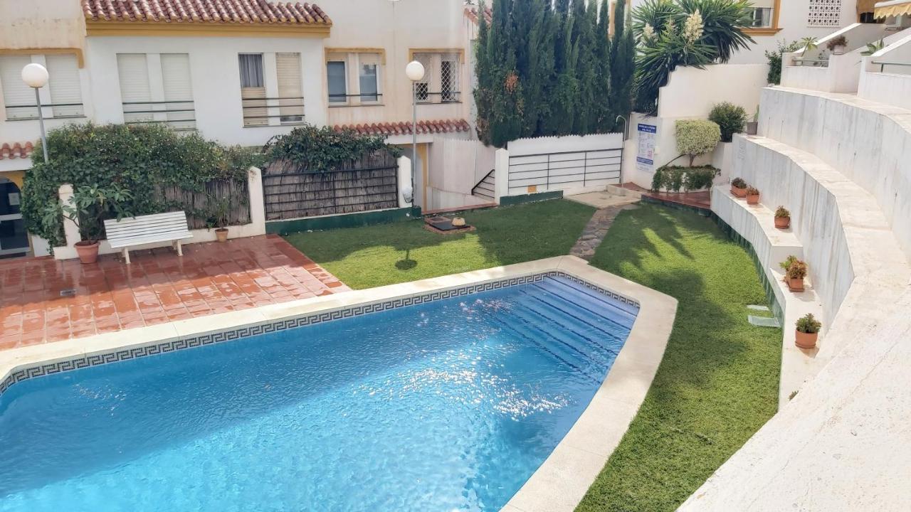 Del Parque Flats Meseta Swimmingpool Apartment Torremolinos Ngoại thất bức ảnh