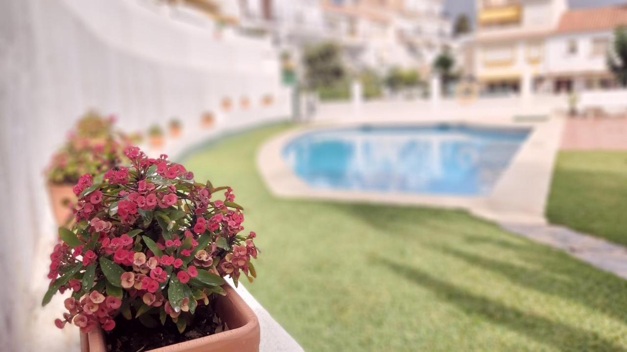 Del Parque Flats Meseta Swimmingpool Apartment Torremolinos Ngoại thất bức ảnh