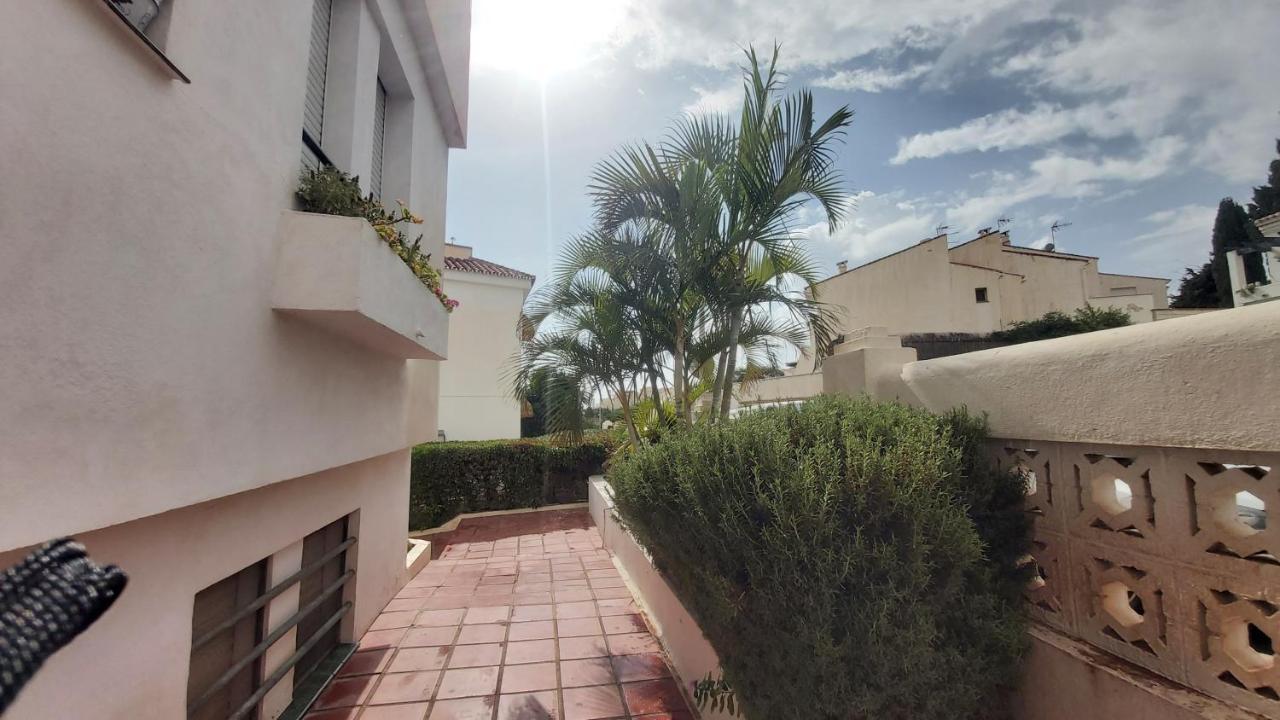 Del Parque Flats Meseta Swimmingpool Apartment Torremolinos Ngoại thất bức ảnh